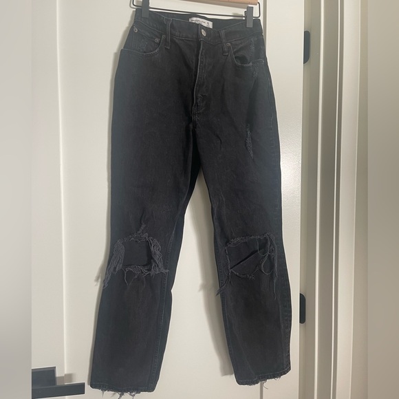 Abercrombie | The 90’s Straight Ultra High Rise | Size 26 - Picture 1 of 1